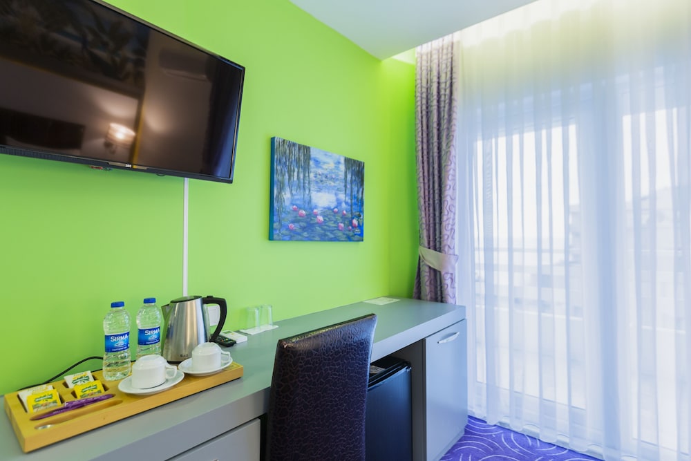 Mene City Hotel 58/70
