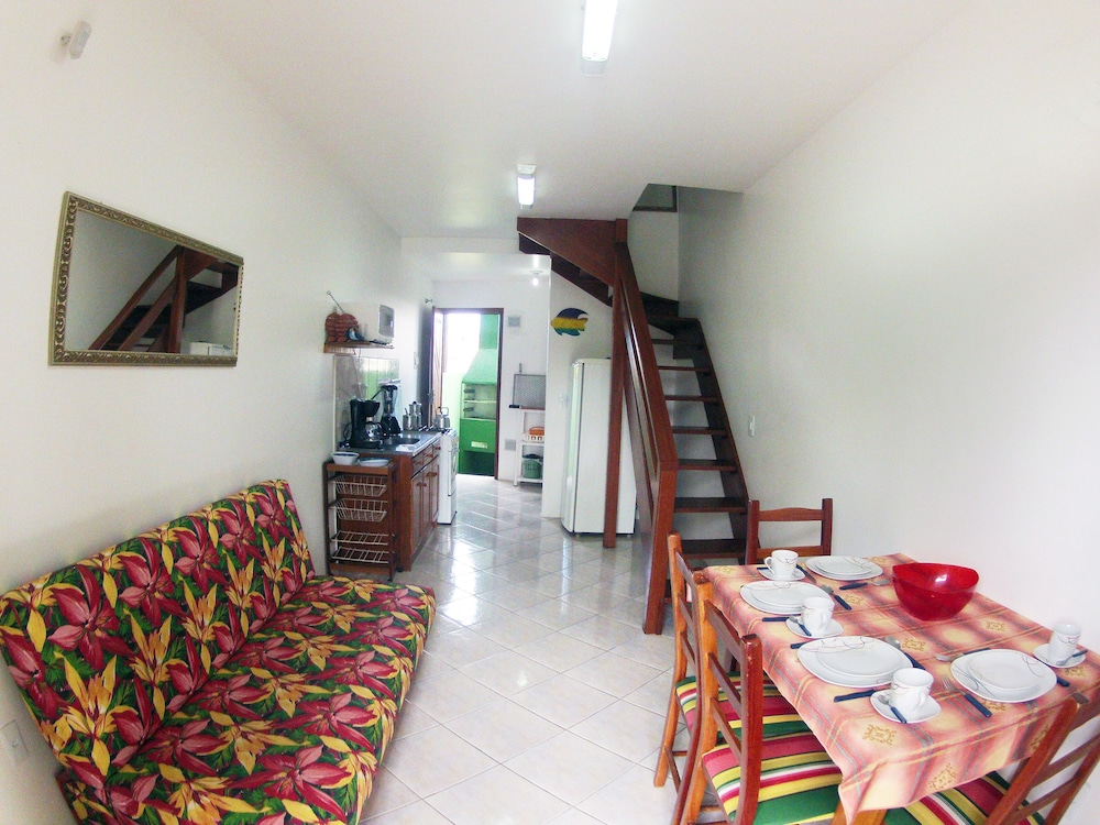 Residencial Castelo da Ilha 45/68
