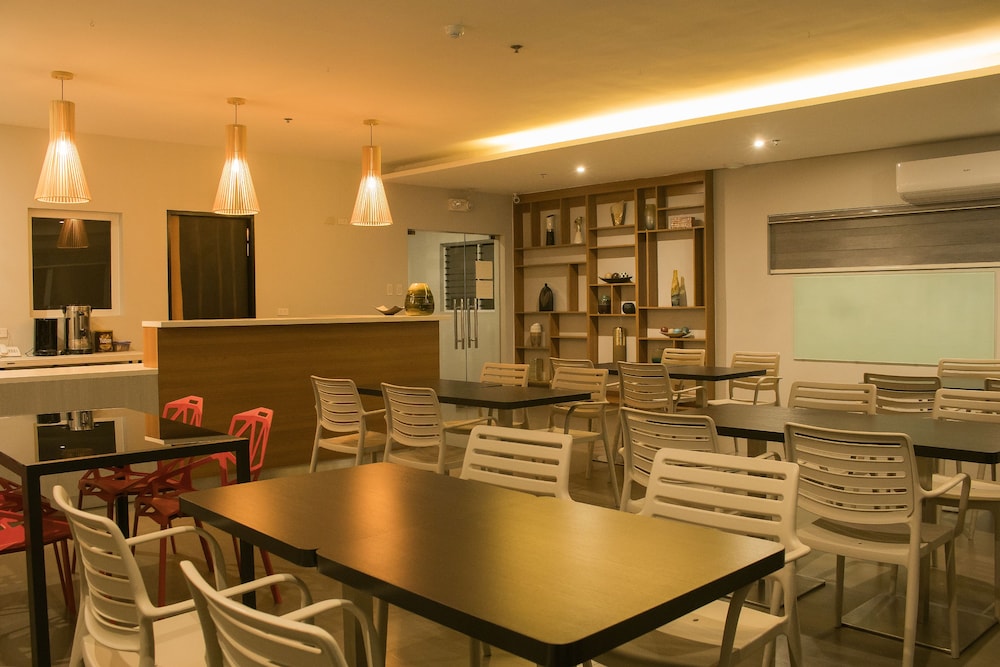1A Express Hotel 34/40