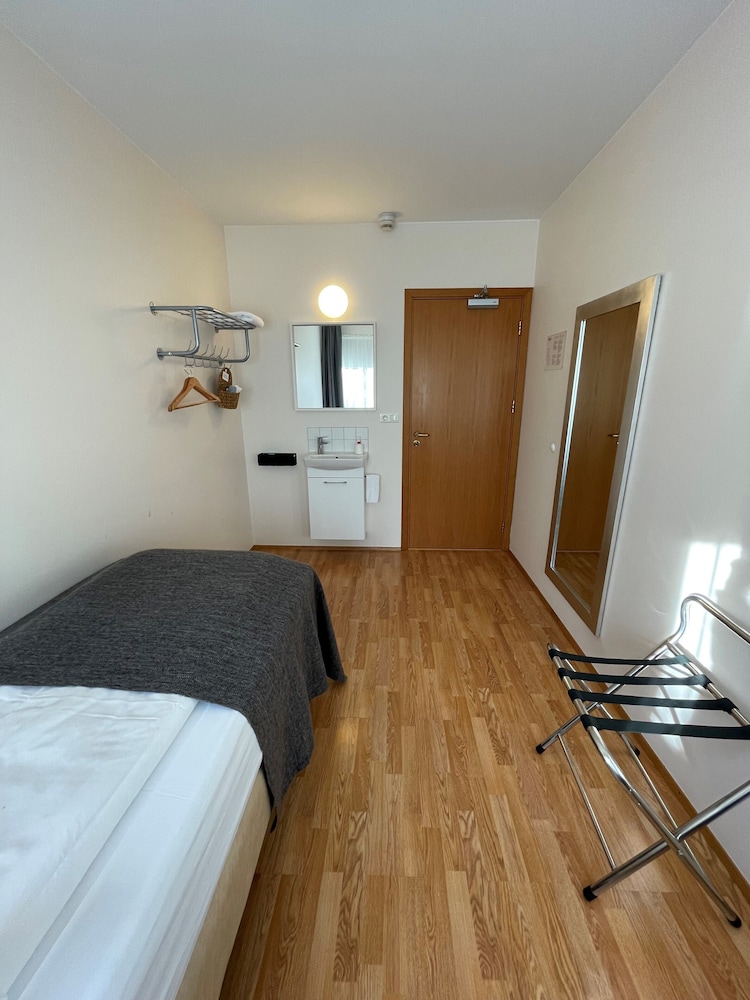 Guesthouse Sunna 16/60
