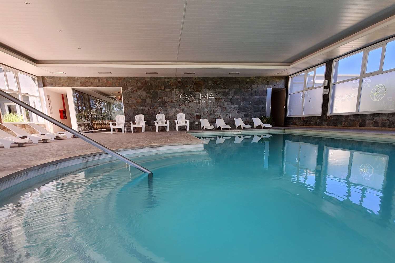 Howard Johnson by Wyndham Funes 39/67