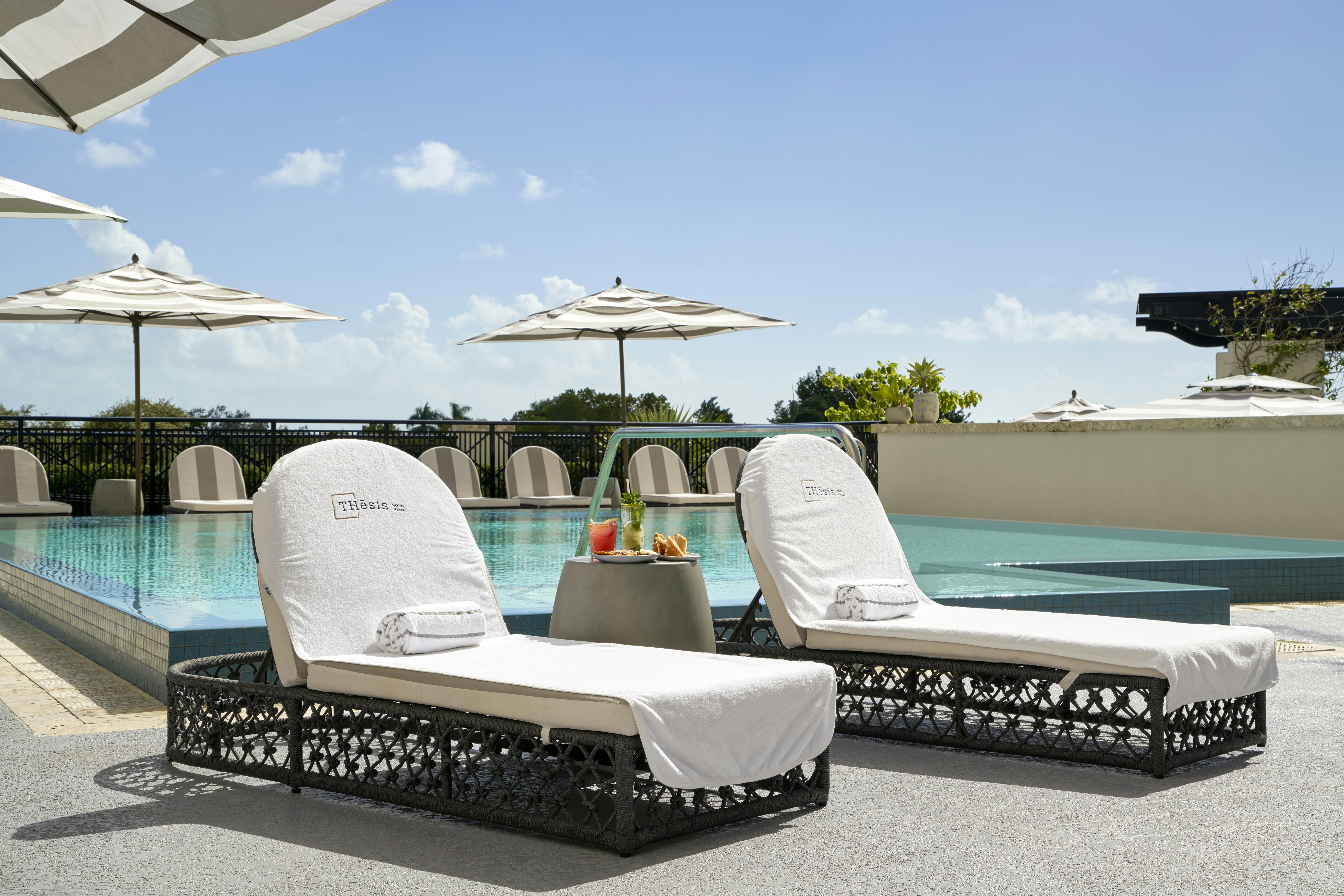 THesis Hotel Miami Coral Gables, Curio Collection by Hilton 77/80