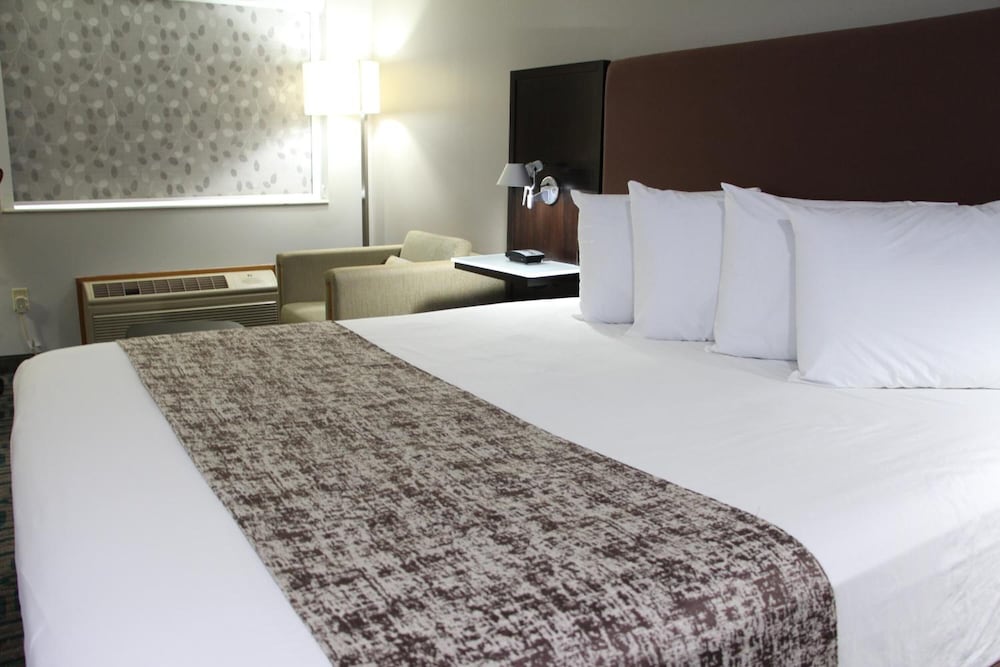 Westbridge Inn & Suites Carrollton 9/18