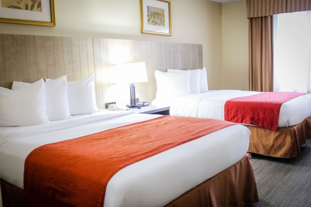Country Inn & Suites by Radisson, Chester, VA 6/24