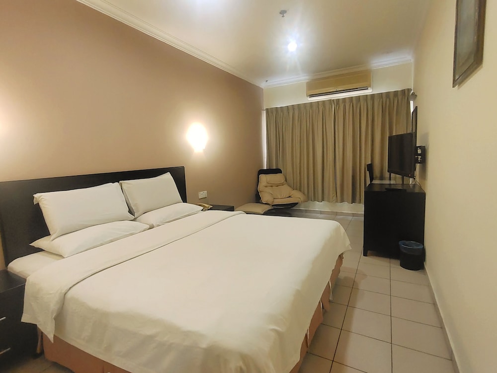 Megah D Aru Hotel Tanjung Aru Kota Kinabalu 15/50