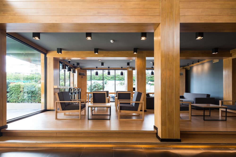 Asana Hotel & Residence 49/51