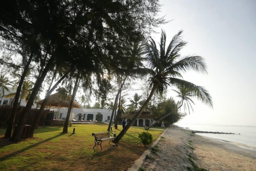 Meet The Sea Resort photo1