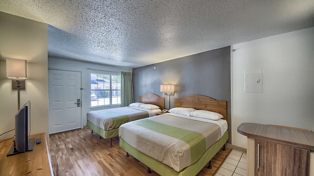Studio 6 Extended Stay - San Antonio, TX - Six Flags 29/58