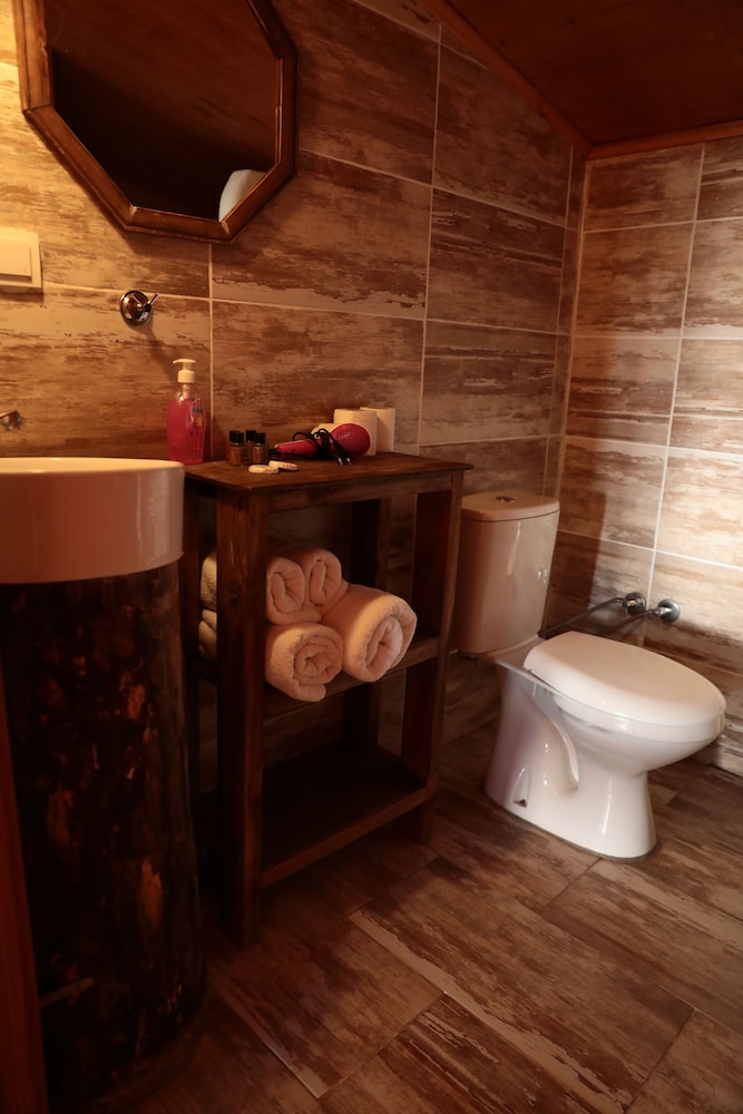 Kayserkaya Cottages & Camping 48/50