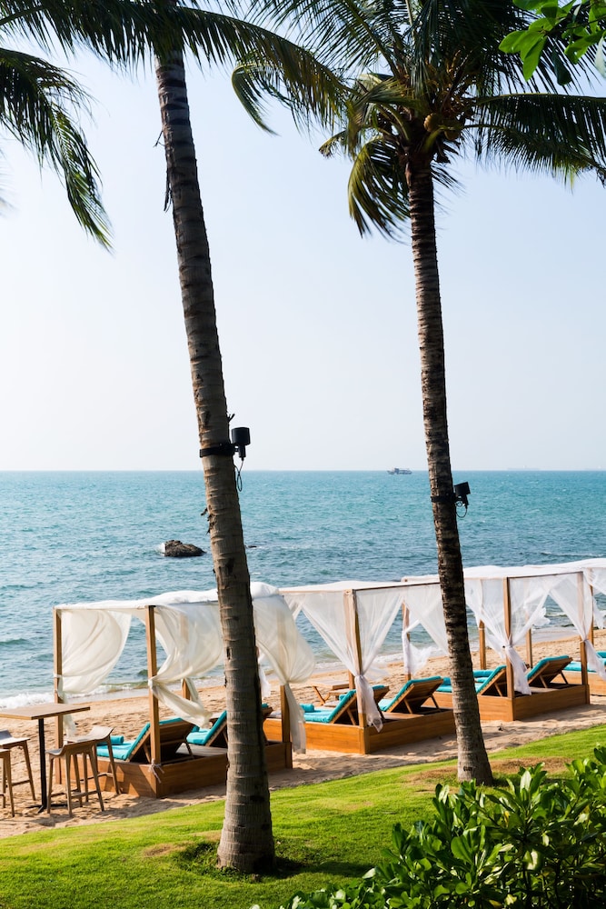 Cape Dara Resort 69/74