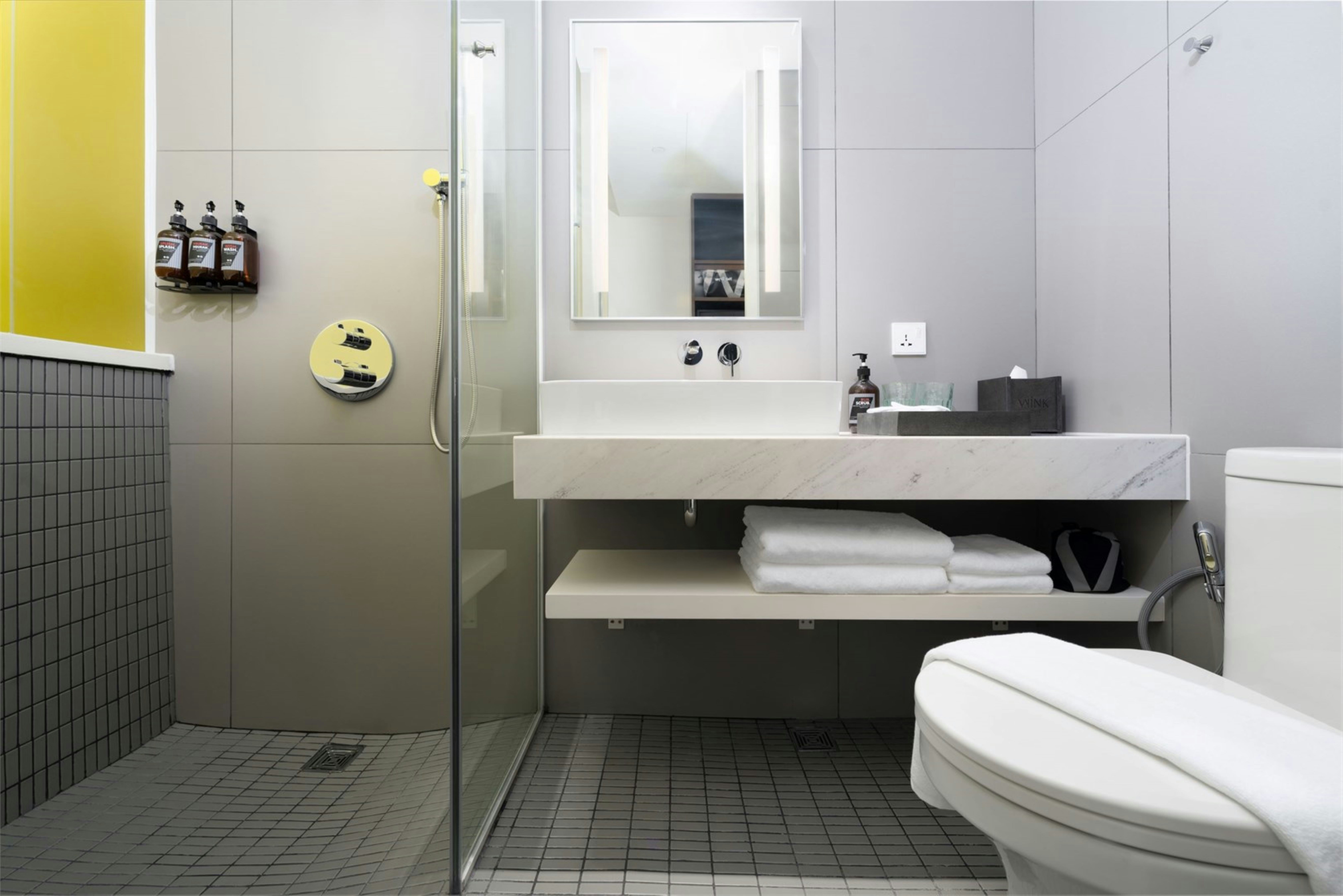 Wink Hotel Saigon Centre 43/45