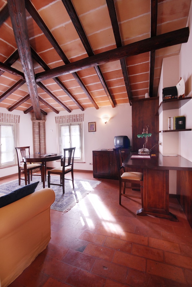 Locanda Del Feudo 34/53