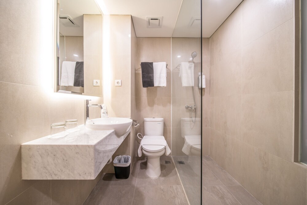 All Nite and Day Residence Kebon Jeruk 24/24