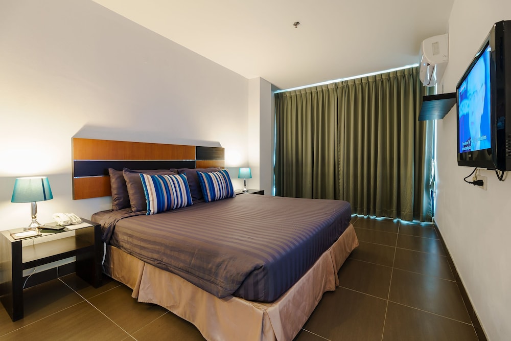 Vogue Hotel Pattaya 20/63