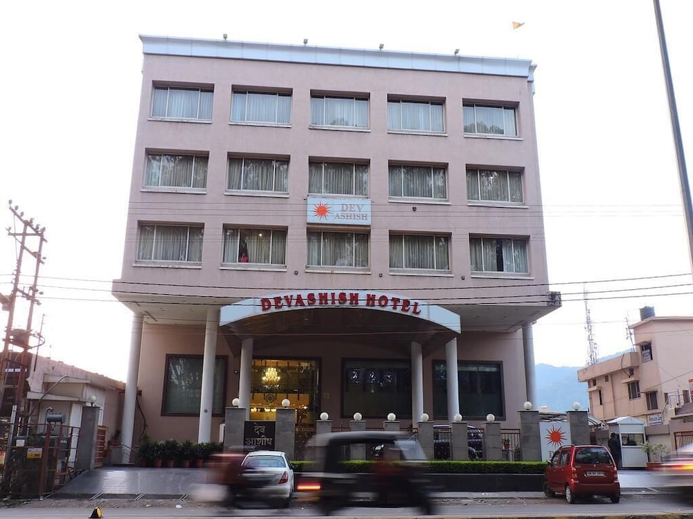 Devashish Hotel 2/27