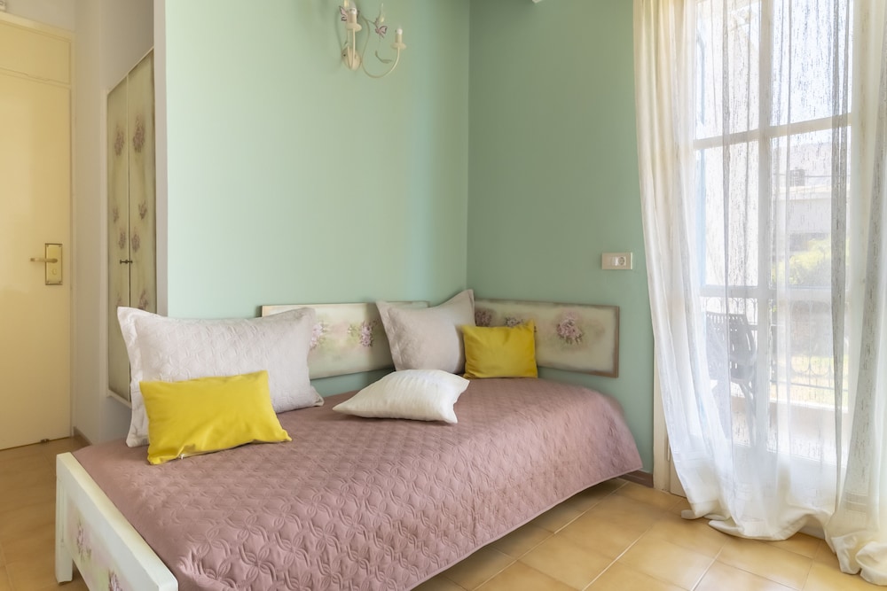 Hotel Agia Markella 9/50