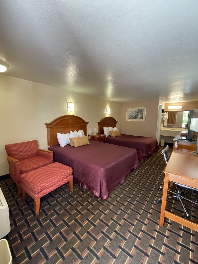 Knights Inn Punta Gorda 34/38
