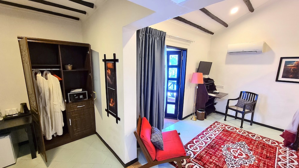 Jungle Paradise Beach Resort & Spa Mbweni Ruins 7/50