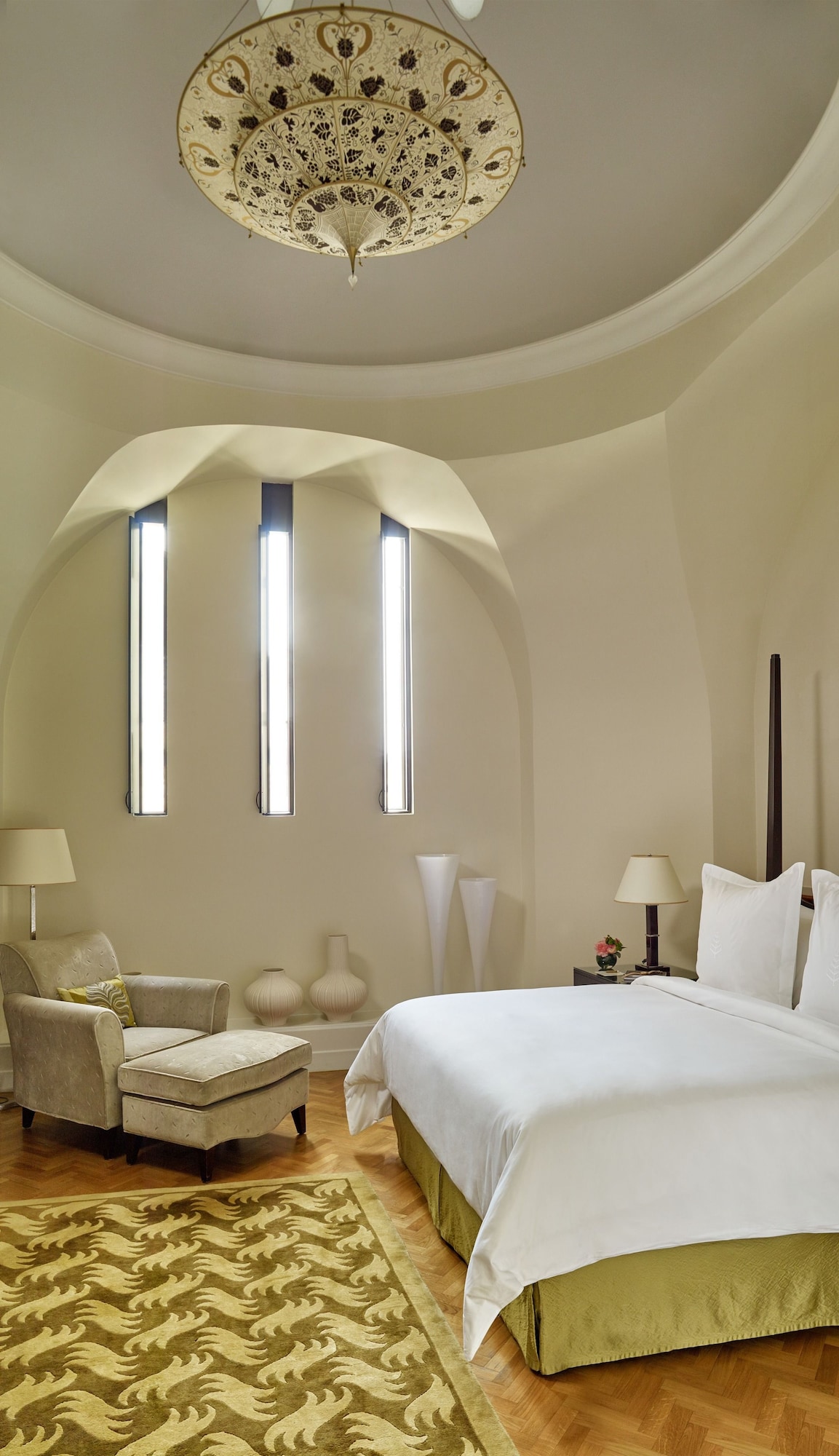 TOWER, SUITE