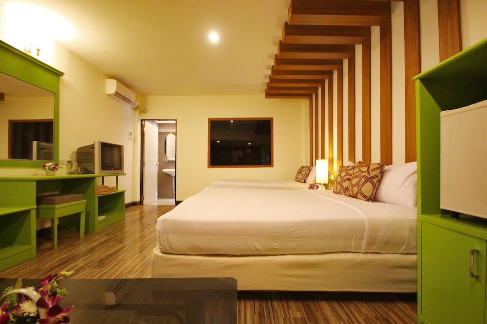 Wind Mill Resort 17/72