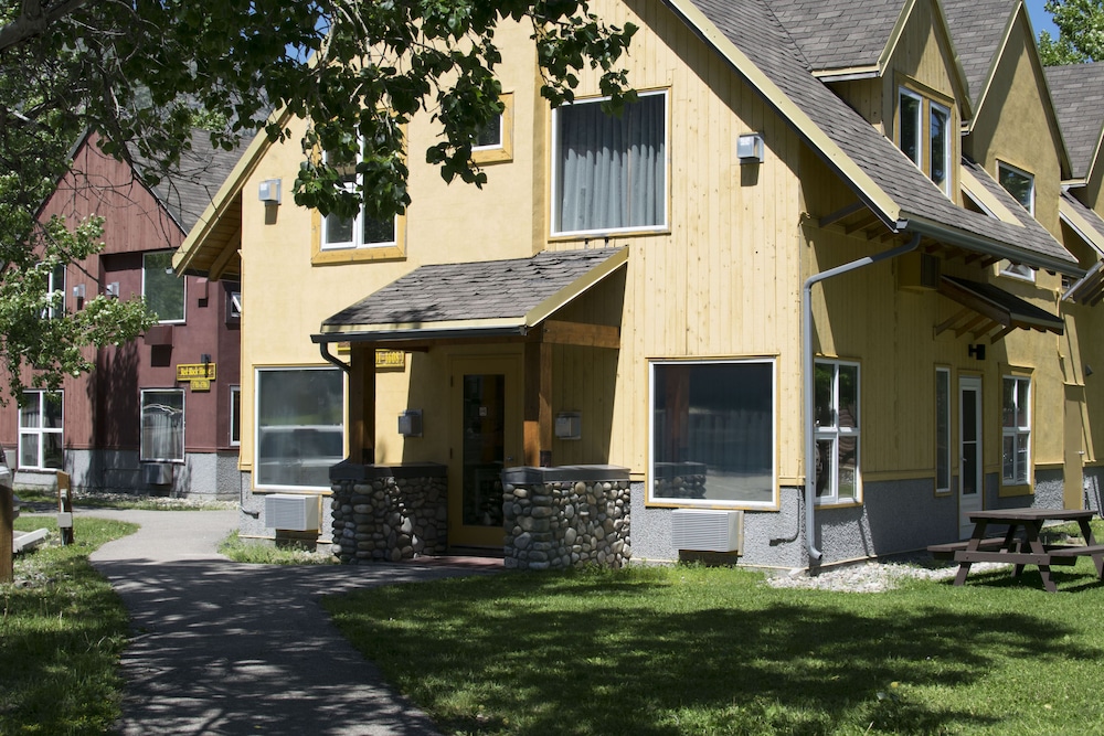 Waterton Lakes Lodge Resort 43/50