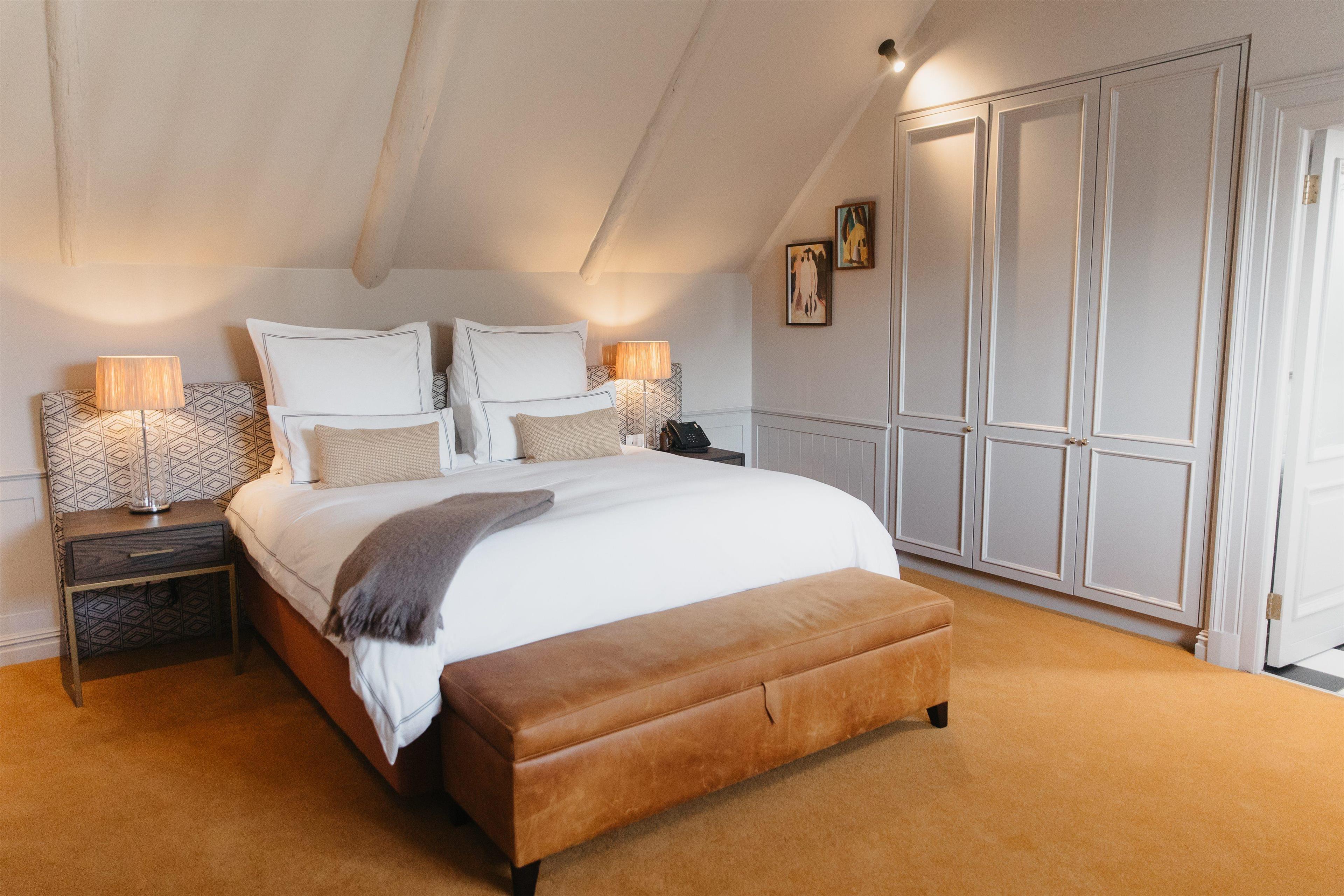 Loft, Suite