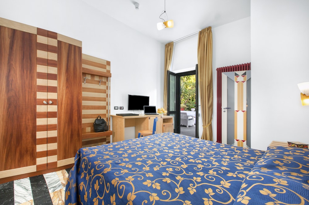 B and B Villa La Ventana 12/50