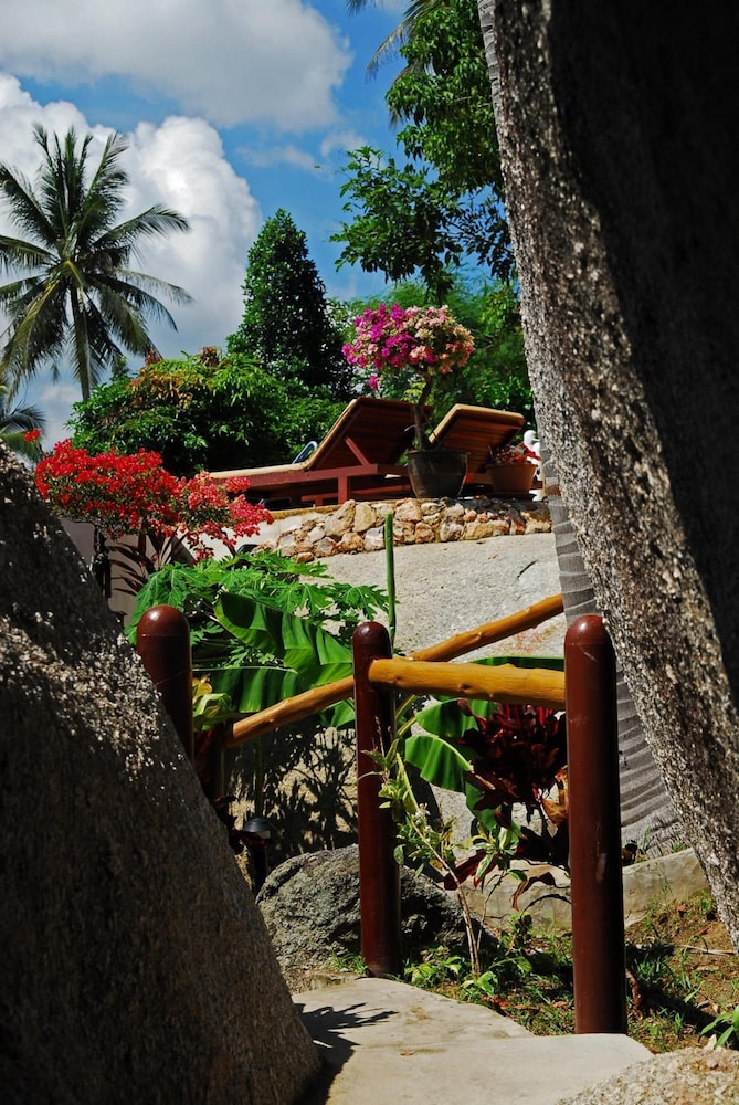 Seaview Paradise Beach & Mountain Villas 26/30