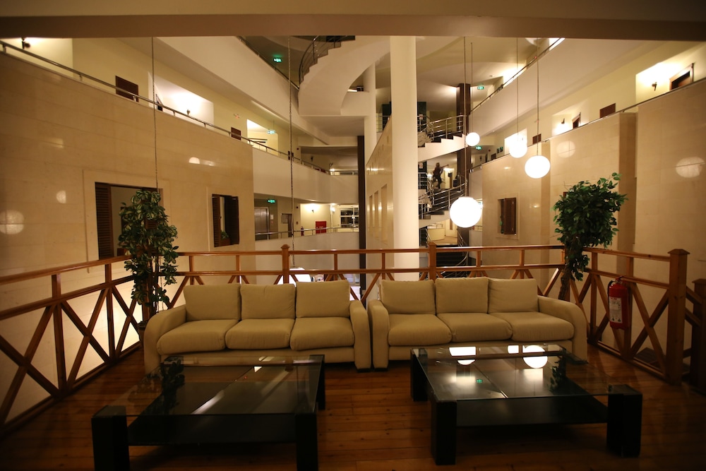 Valeri Beach Hotel 30/50