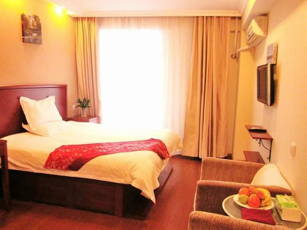 Greentree Inn Shanghai Hongqiao Airport Zoo Metro Station 23/41