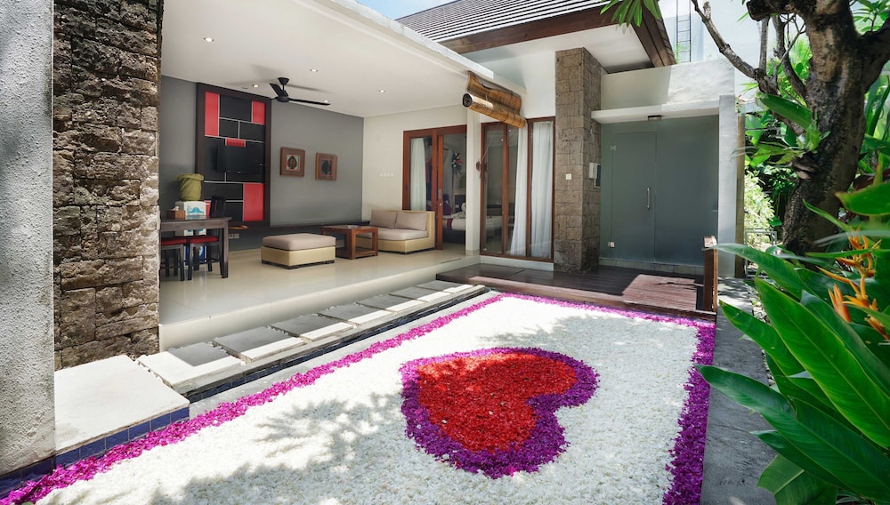 SAMAJA BEACHSIDE VILLAS 4/76