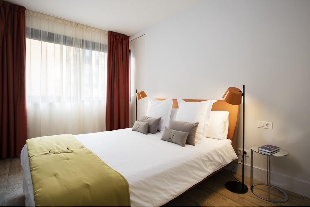 Cosmo Apartments Passeig de Gracia 7/24
