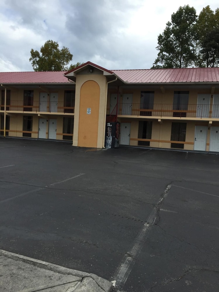 River Place Inn 38/50