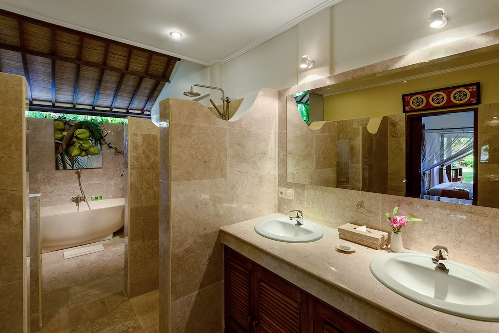 Hevea Villas 51/54
