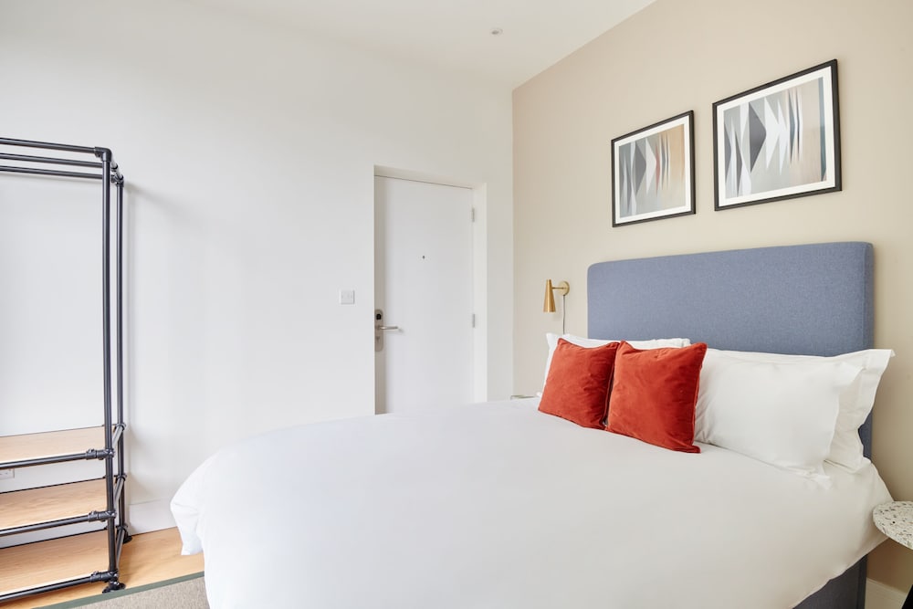 Sonder The Prince Vauxhall 3/27