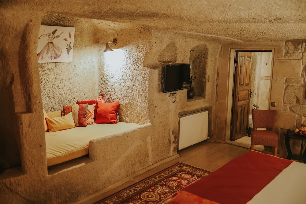 Elaa Cave Hotel 25/50