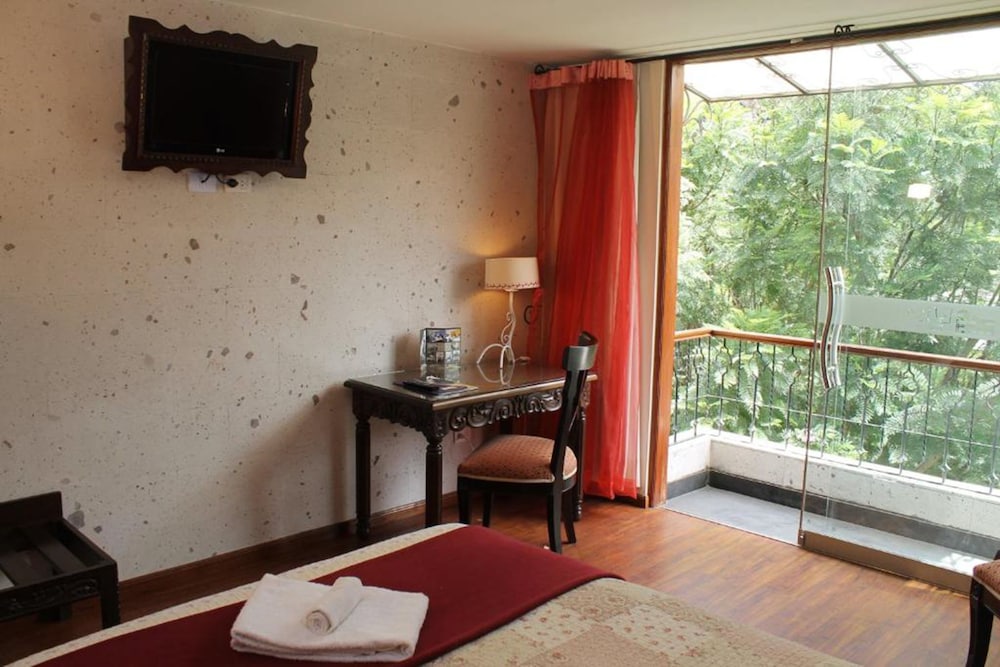 Hotel Boutique Villa Elisa 34/46