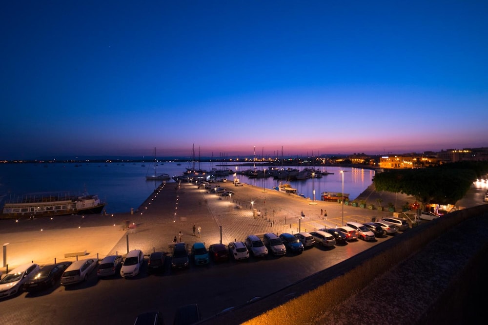 B&B Porta Marina Ortigia 44/50