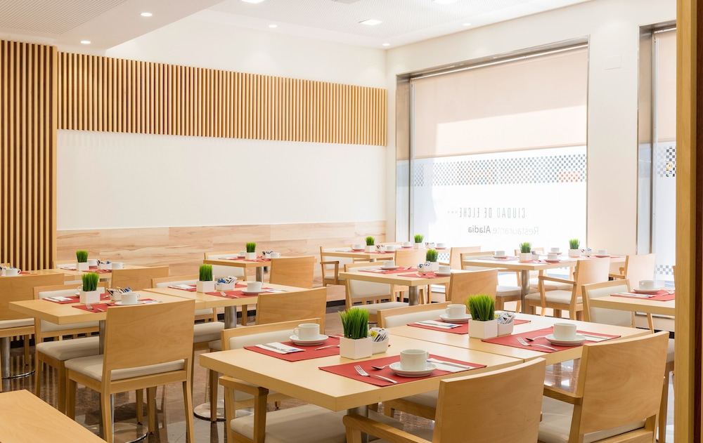 Hotel Elche Centro Affiliated By Melia 35/54