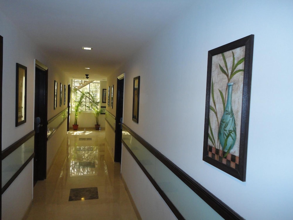 Hotel Divine Paradise 17/35