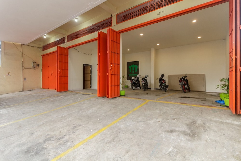 Hotel O Rappocini Near Rsia Paramount 42/45