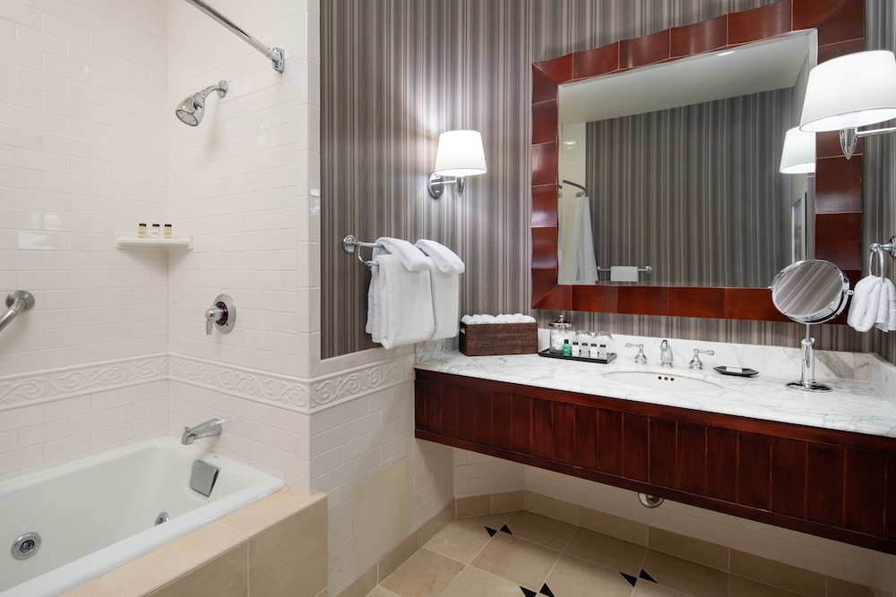 Sheraton Grand Sacramento 8/39