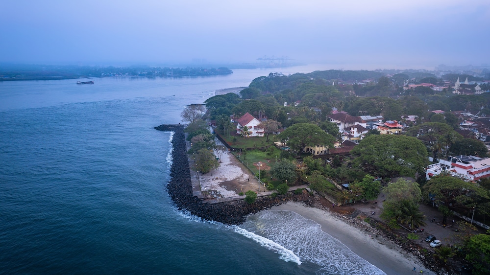 Amritara The Poovath Heritage Fort Kochi 39/50