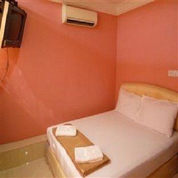 Batu Caves Budget Hotel 9/25