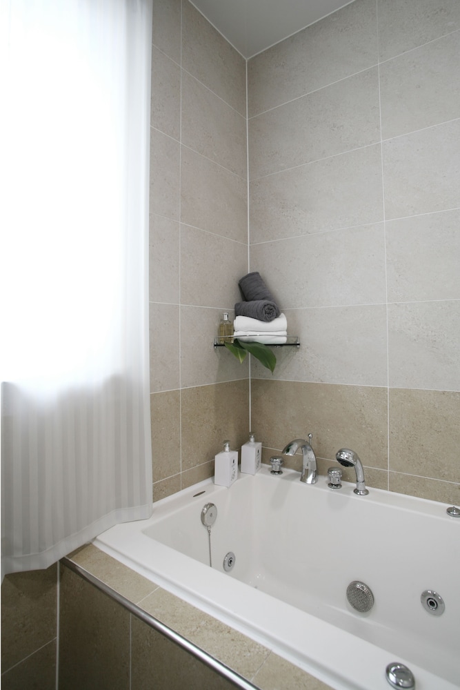 Benikea Hotel Yeosu 45/46