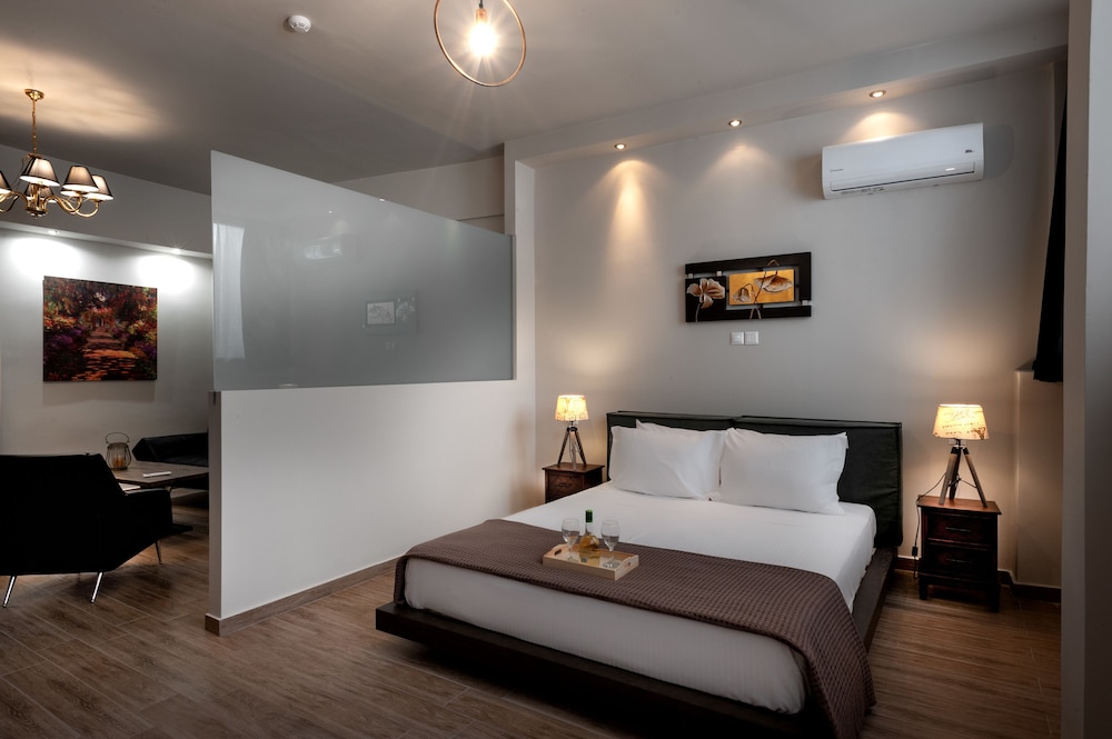 ECONOMY, STUDIO, SUITE