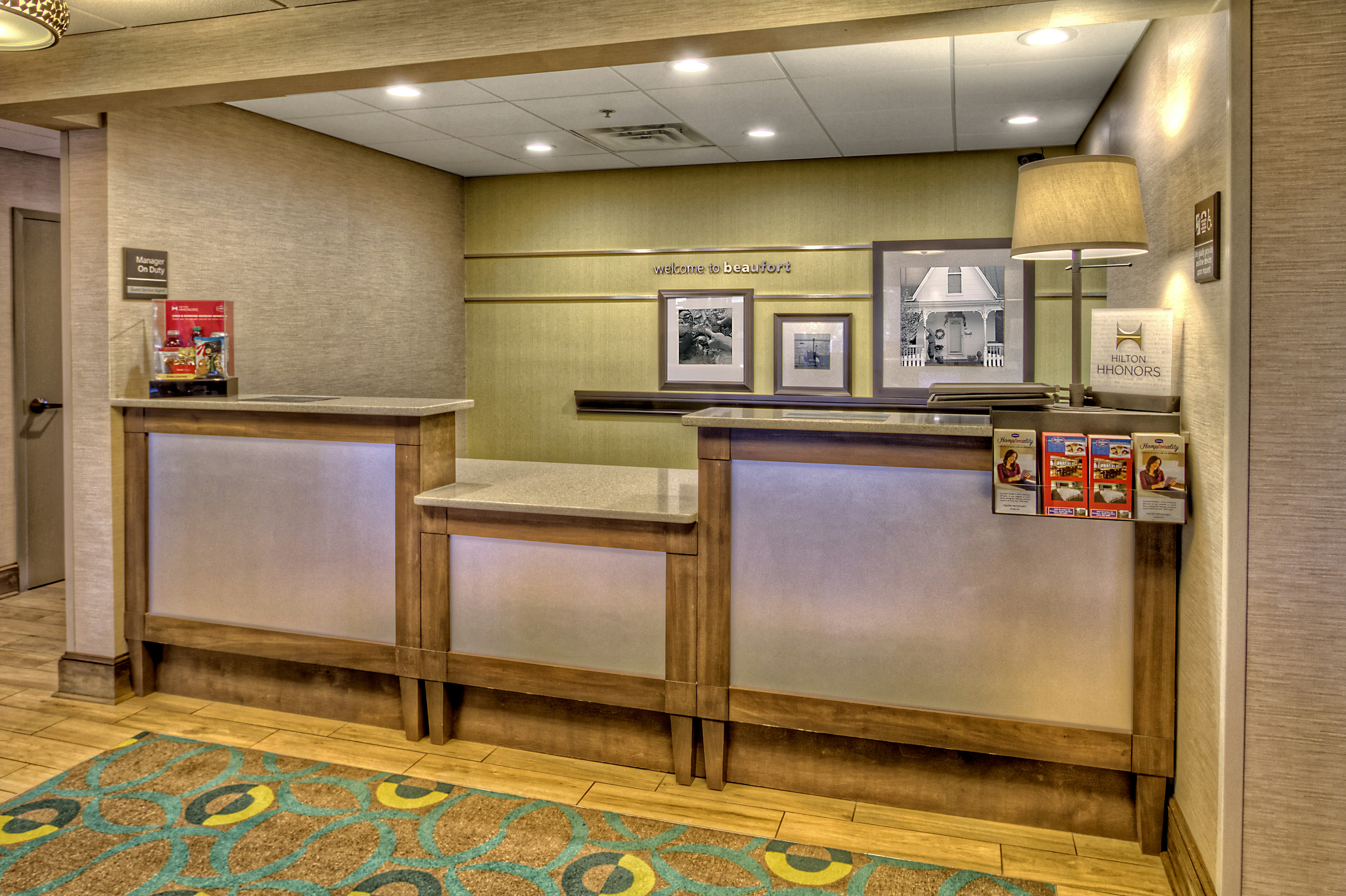 Lobby at HAMPTON INN BEAUFORT, BEAUFORT - SC