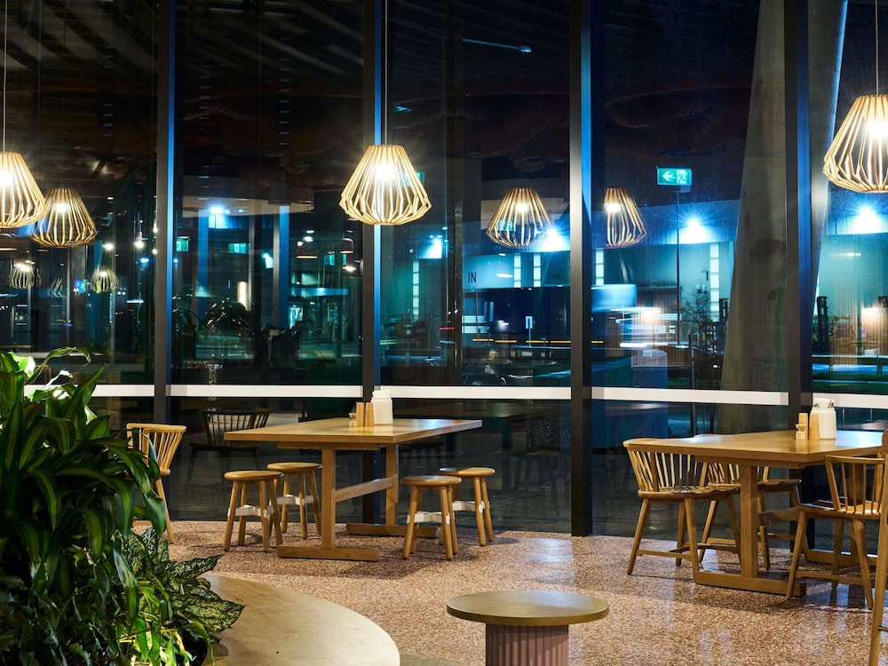 Novotel Melbourne Airport 42/54