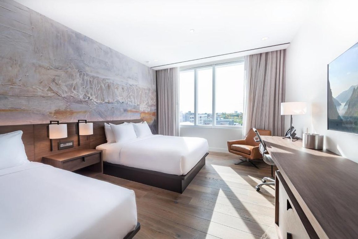 The Hotel At Midtown 9/45