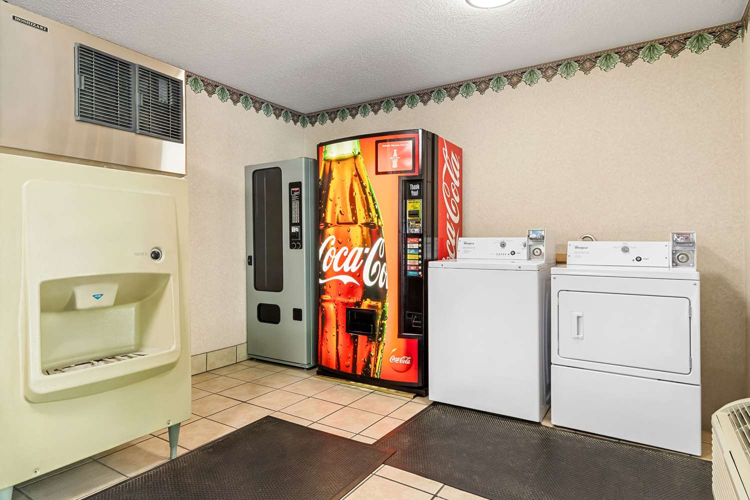 Econo Lodge Russellville, KY 6/24